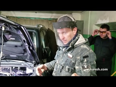 Видео: Орехоструй: чистка коллектора и впускных каналов ГБЦ скорлупой. Mitsubishi Pajero 3.2d, 4M41