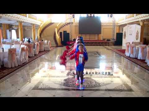 Видео: Самый зажигательный танец.Группа "Ай-Ару".название ЧЕРЛИДЕРЫ