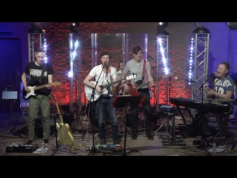 Видео: МОДЫ "Осенняя" (Live)