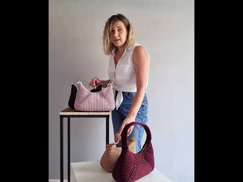 Видео: 1.1 Обзор сумочек ГАББИ