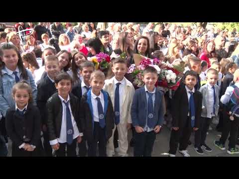 Видео: Общо 409 първокласници от Община Разград влязоха в класните стаи в първия ден на новата 2025/26 год.