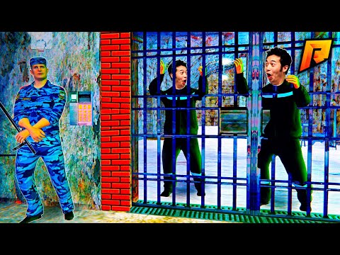 Видео: ПЫТАЮСЬ ВЫЖИТЬ - 24 ЧАСА В ТЮРЬМЕ?! УГАР на РАДМИР (HASSLE ONLINE)