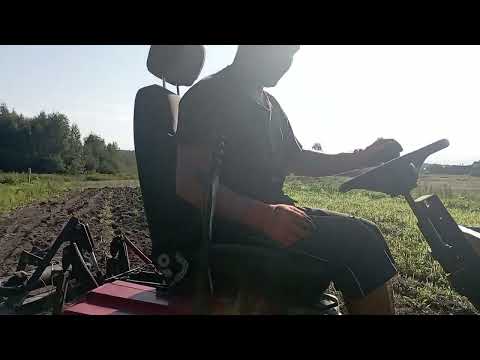 Видео: Минитрактор из мотоблока МТЗ. Картофелекопалка, настройки (продолжение)