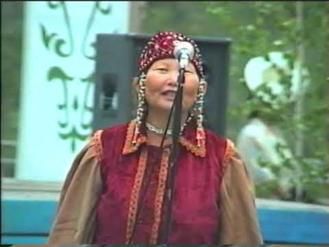 Видео: Бутэйдээх 175 сыллаах юбилейнай ыһыаҕа 1998 сыл  2 часть