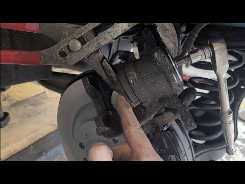 Видео: Задние диски и колодки EPB без использования каких-либо диагностических инструментов.