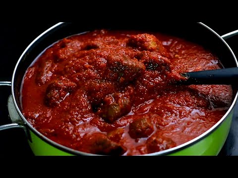 Видео: РЕЦЕПТ НИГЕРИЙСКОГО РАГУ - Как приготовить нигерийское рагу из говядины для вечеринок с рисом джо...