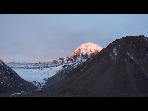 Видео: Кайлас. Кора в новолуние.А так же таинственное озеро Manasarovar