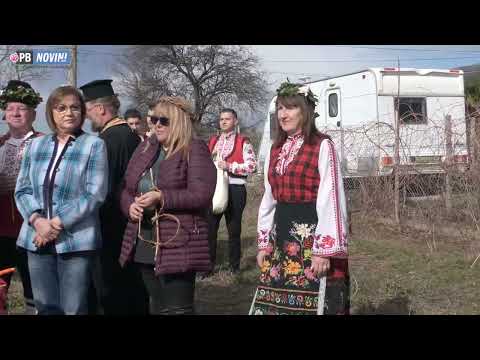 Видео: В Сопот стоплиха сърцата с вино и любов
