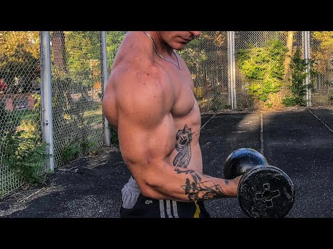 Видео: Так я треную руки з гантелями.Плечі|біцепс|тріцепс.