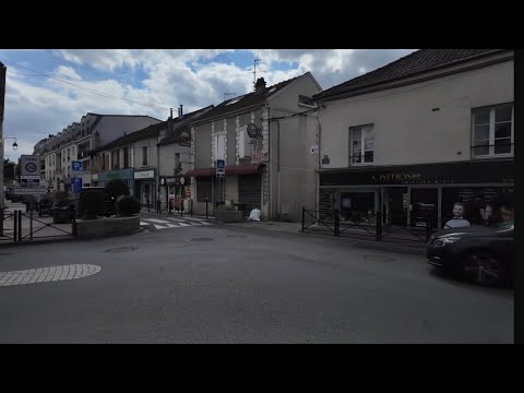 Видео: /Жить во Франции/,пешком по трём городкам