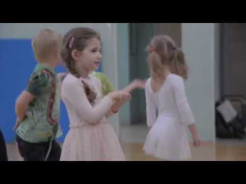 Видео: УРОК РИТМИКИ В ШКОЛЕ ГНЕСИНЫХ