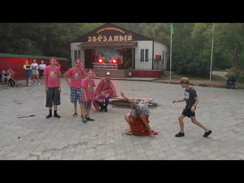 Видео: "Три поросёнка"  сказка на новый лад