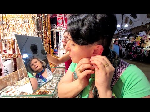 Видео: ВЕРНУЛИСЬ ЗА ЯНТАРЕМ/СУКОННЫЕ РЯДЫ В КРАКОВЕ/ЦЕНЫ