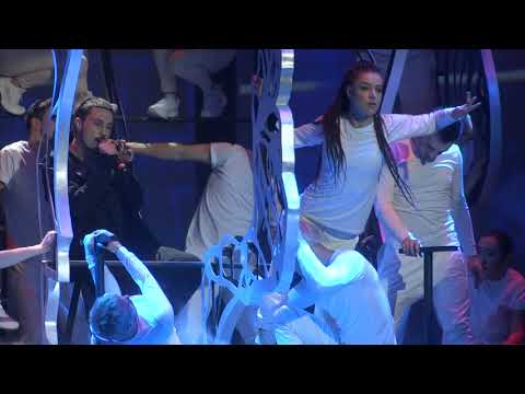 Видео: Дима Билан - Память (Санкт-Петербург 22.02.2019 - шоу Планета Билан)