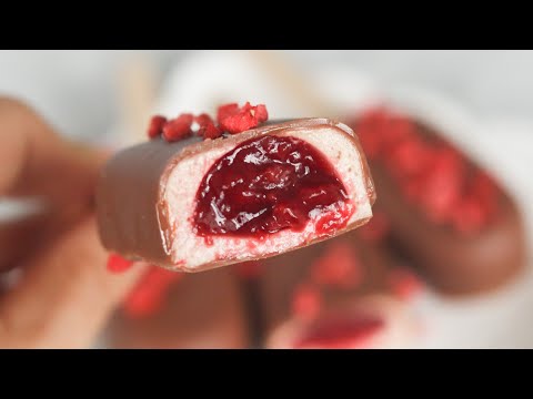 Видео: Муссовое эскимо с ЖИДКОЙ НАЧИНКОЙ 🔥 простой рецепт 🔥Liquid centre mousse cake