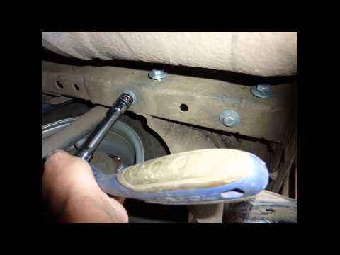 Видео: установка фаркопа NISSAN NOTE