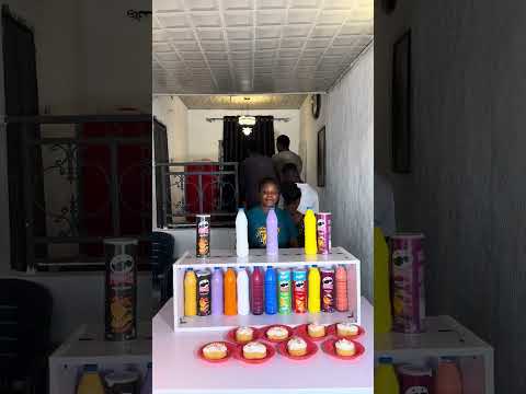 Видео: САМОЕ ИНТЕРЕСНОЕ, ЗАБАВНОЕ И ОЧЕНЬ ЗАБАВНОЕ СЕМЕЙНОЕ ИСПОЛНЕНИЕ ПО ПОДБОРУ ЦВЕТА БУТЫЛОК