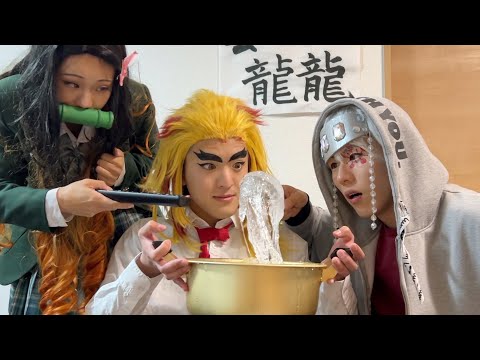 Видео: Она неистовствует в позе слизи