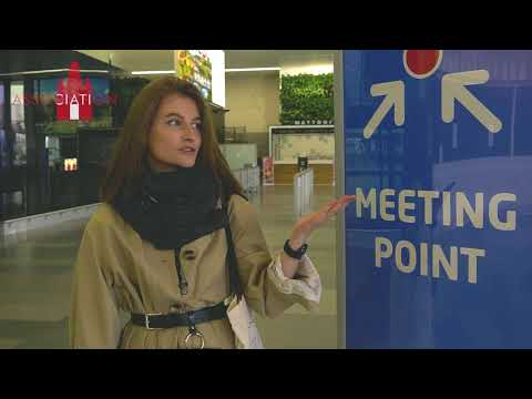 Видео: Из Аэропорта в центр Праги || Как добраться? Как купить билет? Где снять деньги?