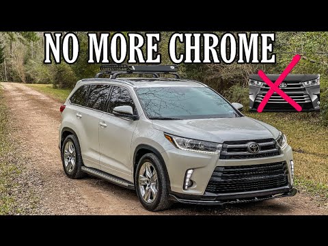 Видео: Toyota Chrome Delete. Удаление хромированной накладки на переднем бампере.