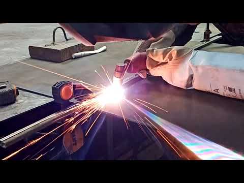 Видео: плазморез Аврора джет 40 в работе. работа без монтажа всё как есть)))!!!!