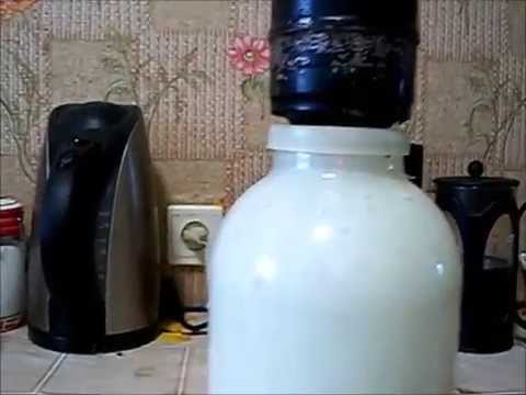 Видео: Самодельная маслобойка (Homemade churn)