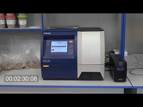 Видео: Включение  анализатора зерна Инфратек 1241