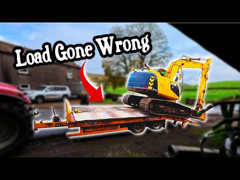 Видео: 👉 Всё могло закончиться плохо! Ошибка загрузки экскаватора 😬