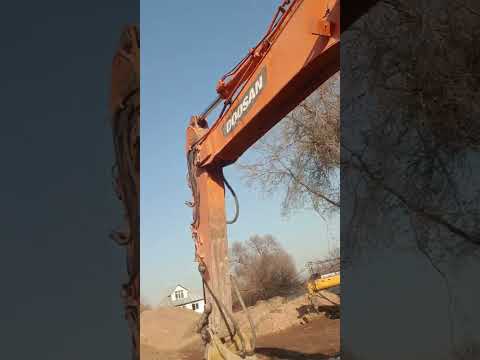 Видео: DOOSAN DX 340 LCA.  не работает газулька  , нет гидравлики , не показывает монитор ,компъютер эрор