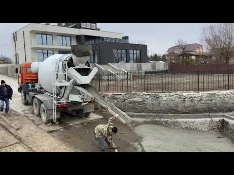 Видео: Бетонный спуск воды для катера