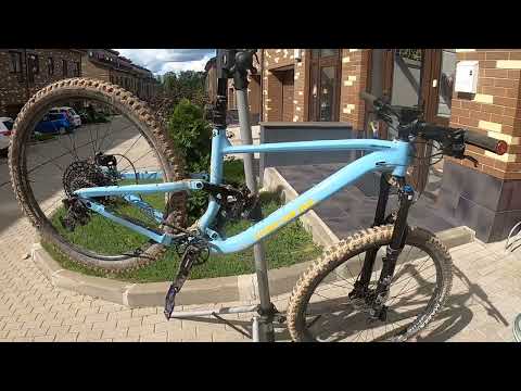 Видео: Безопасная мойка велосипеда.