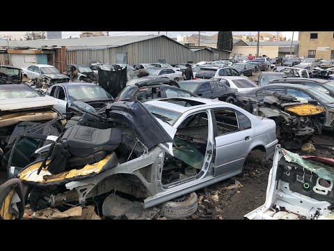 Видео: Авторазбор Тбилиси: все свалено в кучу, грязь, все запущено 🤷🏻