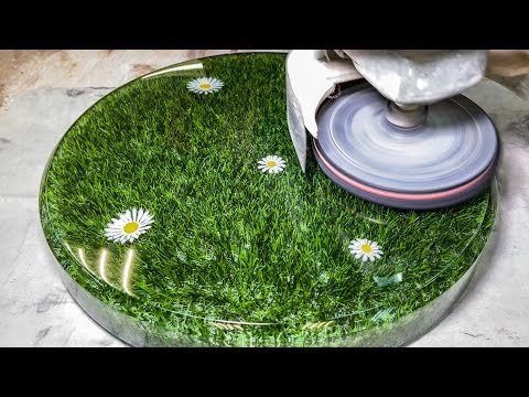 Видео: Сумасшедшие стулья из эпоксидной смолы, травы и железных цепей!