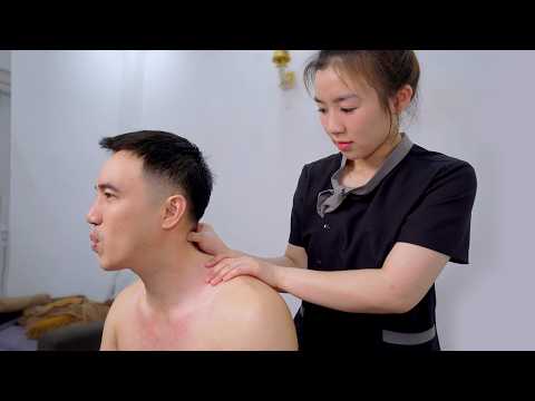 Видео: ASMR 🔥 Массаж ног и спины – вы почувствуете ее силу в каждом движении