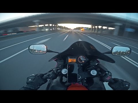 Видео: Каширское шоссе. Белопесоцкий карьер. Honda cbr 600F4i.