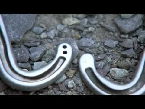 Видео: Снаряжение для альпинизма