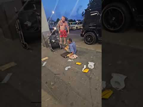 Видео: Динко вълев наказа измамник който проси и лъже че няма крака Бургас