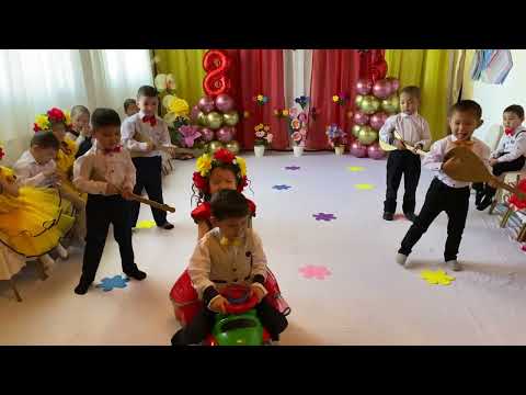 Видео: “Су тасушы қыз” биі.