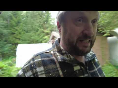 Видео: Чистка канализации на даче - увлекательное занятие!