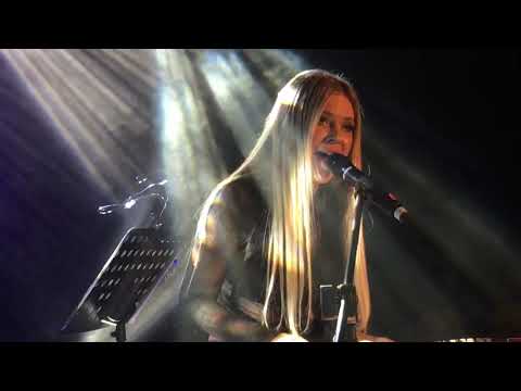 Видео: Перчатки (Акустика) - Рита Дакота