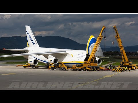 Видео: Ан-124 Руслан. Красивые виды "под крылом самолета о чем-то поет Алматы". Летим Алматы-Ченгду-Алматы.