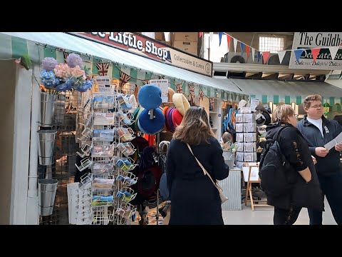 Видео: Крытый рынок в городе Бат.