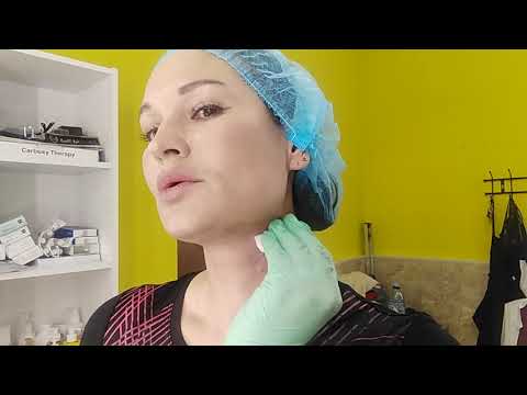 Видео: Биоревитализация шеи самой себе