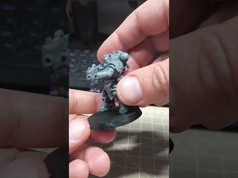 Видео: Кастомизация примарисов в Космоволков. Warhammer 40k Space Wolfs upgrade.