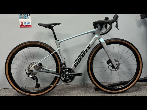 Видео: Giant Revolt Advanced 0 из коробки