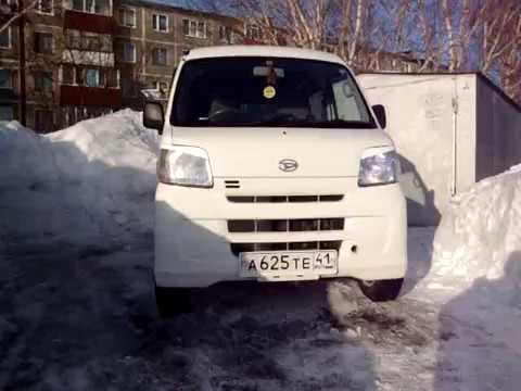 Видео: Часть 1. Обзор Дайхатцу Хайджет 2012г. после моего пробега на нем в 87тыс.км.