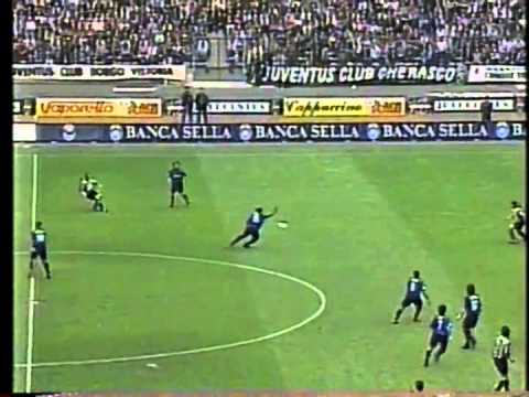Видео: Ювентус - Интер (чемпионат Италии 1997-1998, 31-й тур). Русский комментатор