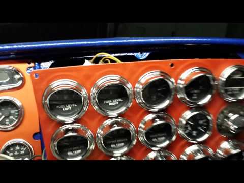 Видео: Давид: дальнобой по США Америка. Восстановление тягача Peterbilt 379. Продолжение2