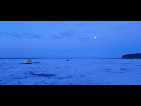 Видео: Зимняя рыбалка в палатке. Двое суток на Вилейском Водохранилище!!!