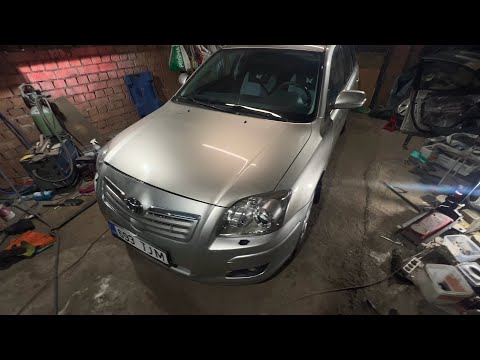 Видео: Тойота Авенсис. Победил тормоза.